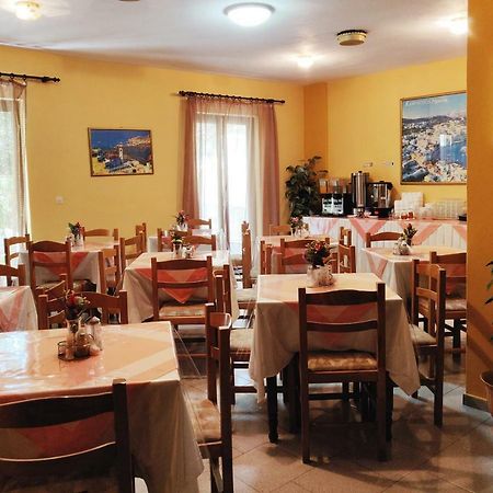 Titania Hotel Karpathos Exterior foto